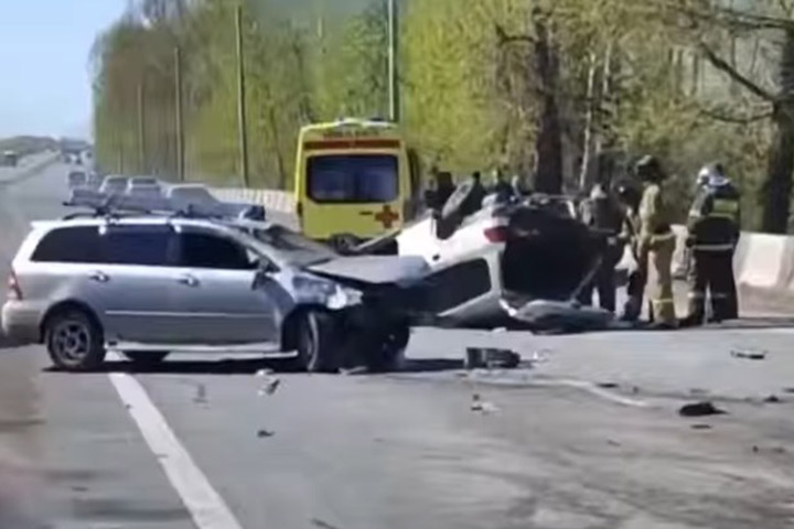 Известны подробности серьезной аварии на объездной возле Красного Абакана